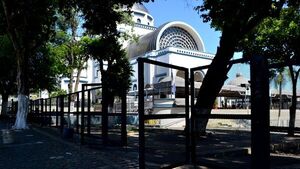 Caacupé: Instalan vallas en la plazoleta de la Basílica para frenar a vendedores
