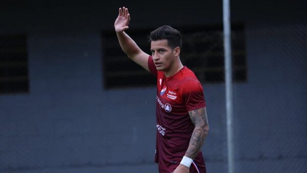 Danilo Santacruz, al fútbol europeo