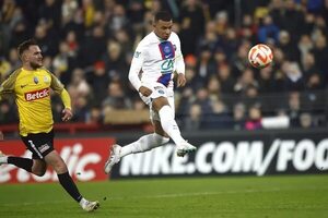 Con 5 goles de Mbappé, el PSG avanza a octavos de la Copa de Francia - Fútbol Internacional - ABC Color