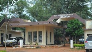 Dos jóvenes se fugan por el techo del Centro Educativo de Itauguá