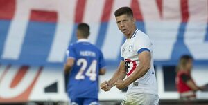 Cris Martínez anota en triunfo de Huachipato ante la Universidad de Chile