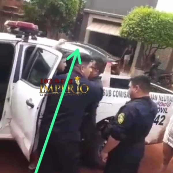 Familiares alegan detención injusta de un joven y agresión de policías hacia el mismo - Radio Imperio