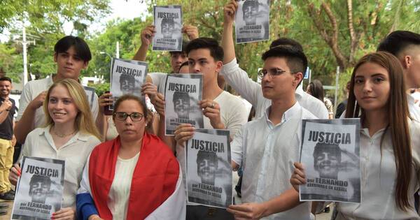 La Nación / “Hay mucho que aprender de la justicia argentina”
