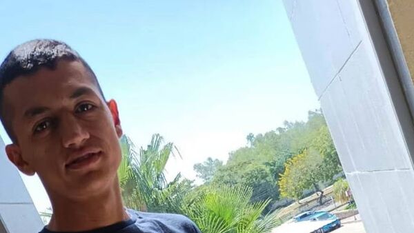 Buscan cuerpo de militar en costanera, camino al Mbiguá