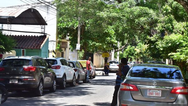 Bares preocupados por el estacionamiento tarifado
