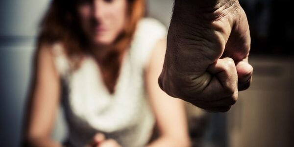 Cifras de violencia contra la mujer serían más graves de lo que se publica | 1000 Noticias