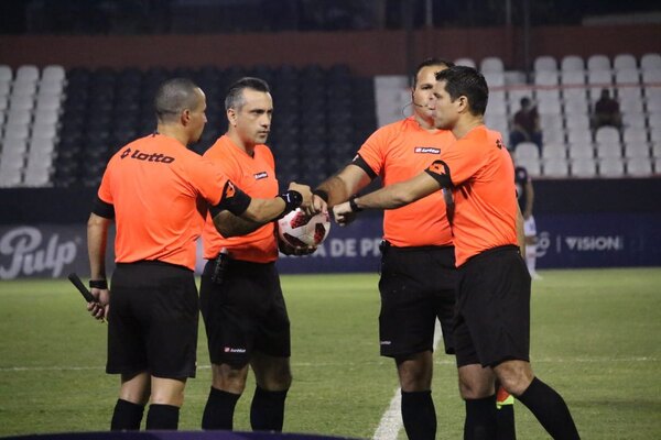 El árbitro elegido para pitar la Supercopa Paraguay entre Olimpia y Ameliano