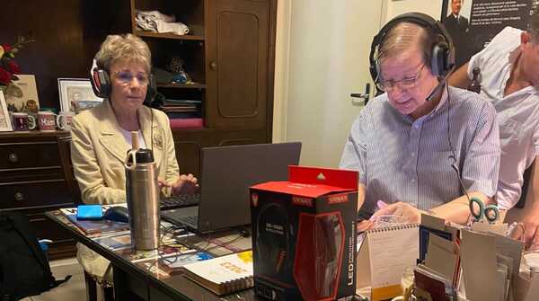 Diario HOY | Carlos Martini regresó a la radio desde su casa