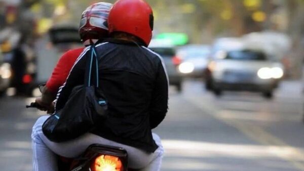 ¡Indignante inseguridad! Mujer organiza rifa para pagar su moto robada en Lambaré