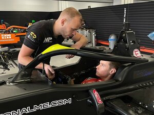 Joshua Duerksen correrá en Medio Oriente como preparación para su temporada en la FRECA