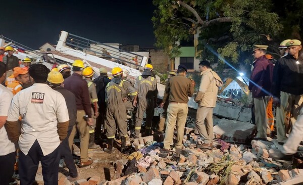Al menos tres muertos y decenas de desaparecidos tras derrumbe de un edificio en la India - Megacadena — Últimas Noticias de Paraguay
