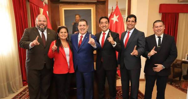 La Nación / Dirigentes de Hernandarias destacaron compromiso del nuevo presidente de la ANR