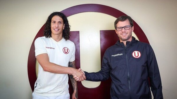 Williams Riveros es nuevo jugador del Universitario