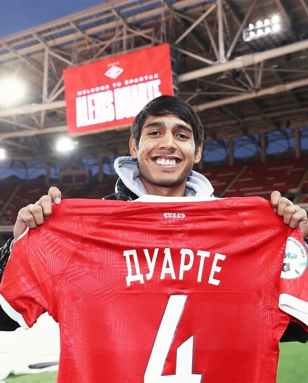 Pulpito Duarte, con la casaca número 4 del Spartak Moscú - Fútbol Internacional - ABC Color