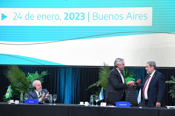 Alberto Fernández entregó la presidencia pro tempore de la Celac a Ralph Gonsalves - .::Agencia IP::.