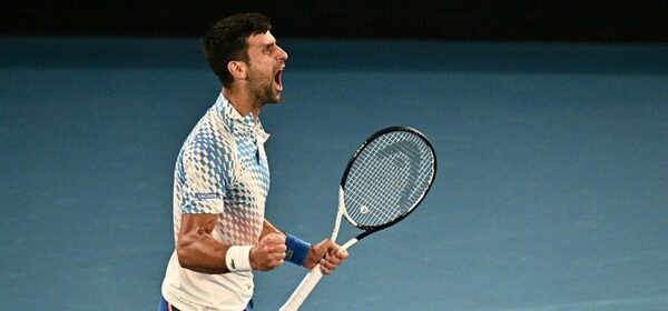 Novak Djokovic vuela a sus décimas semifinales del Abierto de Australia