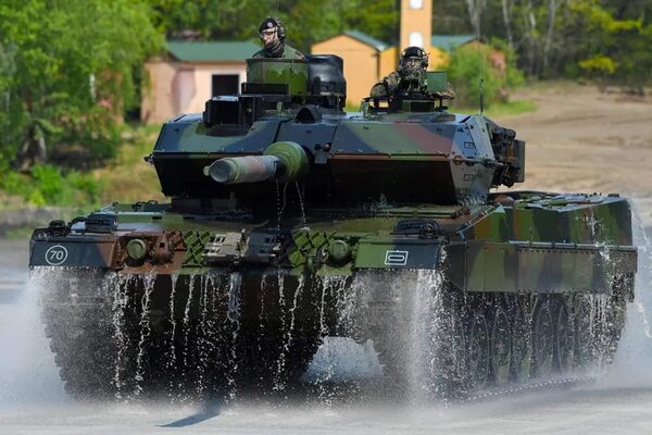 Cómo es el potente tanque Leopard 2 de Alemania - Mundo - ABC Color