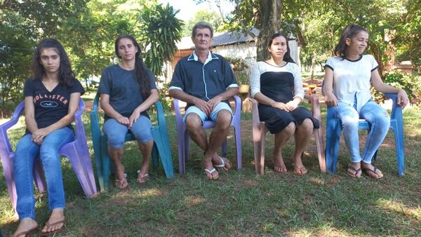 Familiares de mujer asesinada piden ayuda para repatriarla