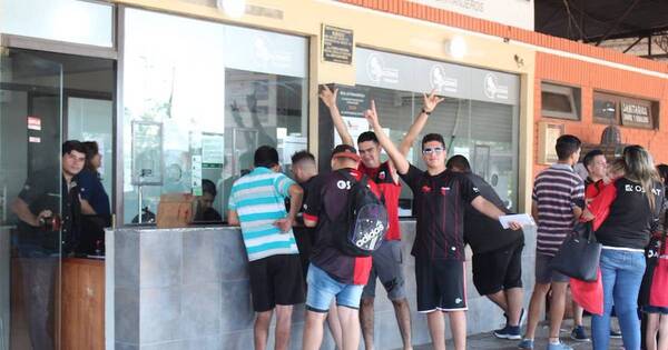 La Nación / Cerca de 60 mil paraguayos viajaron al Brasil