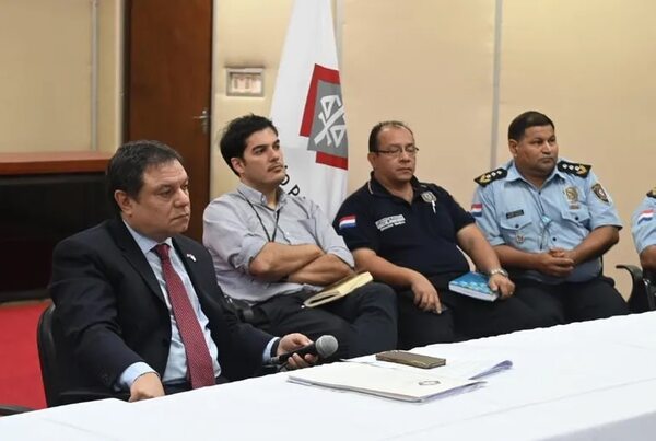 Anuncian cárcel, multas y hasta remates de los inmuebles que sirven de criaderos de mosquitos - Nacionales - ABC Color
