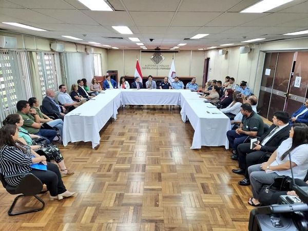 Obligarán a los propietarios a la limpieza de sus inmuebles a fin de eliminar criaderos de Aedes Aegipty - PDS RADIO Y TV
