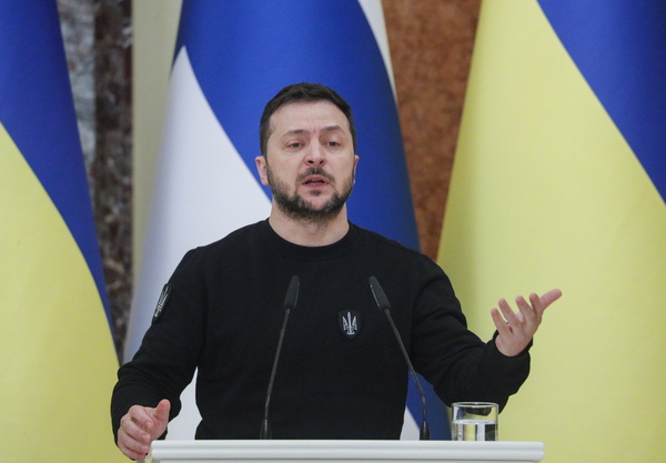 Diario HOY | Zelenski afirma que entrega de tanques pesados es "paso importante" para victoria contra Rusia