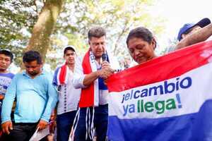 'Santiago Peña es el prestanombre de Horacio Cartes', según Efraín Alegre