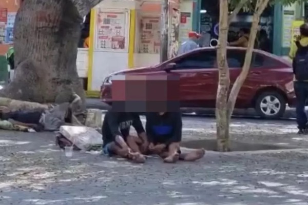 Comunidad denuncia que moradores de la calle tienen relaciones sexuales al aire libre