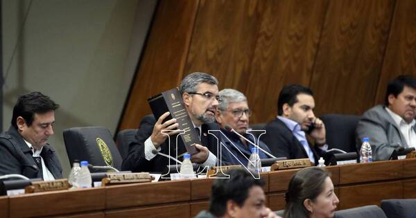 La Nación / Diputado pide mejor control del financiamiento político y no atacar el voto preferencial