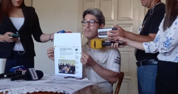 Camilo Soares anuncia denuncia penal por “robo digital” de información de su teléfono