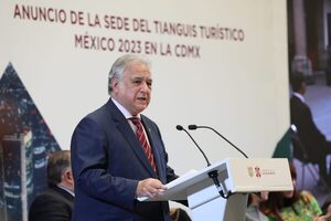 México espera beneficios de 2.485 millones de dólares en asueto largo - MarketData