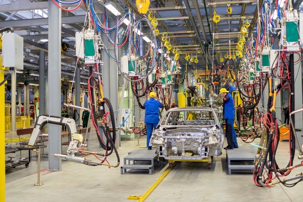 Sector automotriz estima que llegarán a los 1.300 vehículos ensamblados este año - MarketData