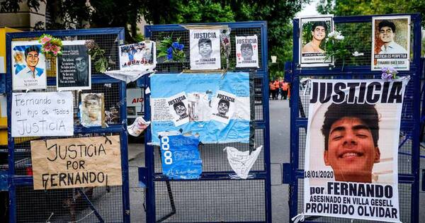 La Nación / Juicio Báez Sosa: “Fernando fue fusilado a golpes y a patadas”, afirmó Burlando
