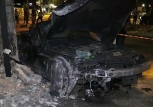 Joven pierde el control de su vehículo, choca y muere en Asunción