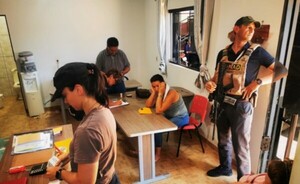Detienen a cuatro personas vinculadas a esquema de lavado de dinero