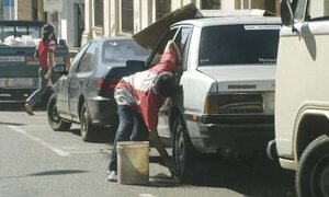 Estacionamiento tarifado empeorará situación de funcionarios públicos, según sindicatos - Nacionales - ABC Color