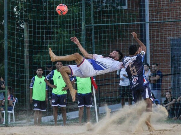 En marcha la etapa 2 de la Superliga de Fútbol Playa - APF