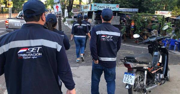 La Nación / Tributación realizó operativo de formalización a locales nocturnos de San Bernardino