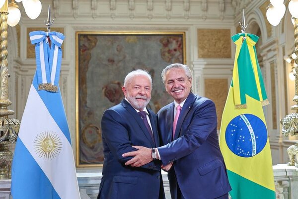 Propuesta de moneda común entre Brasil y Argentina recibe andanada de críticas - La Tribuna