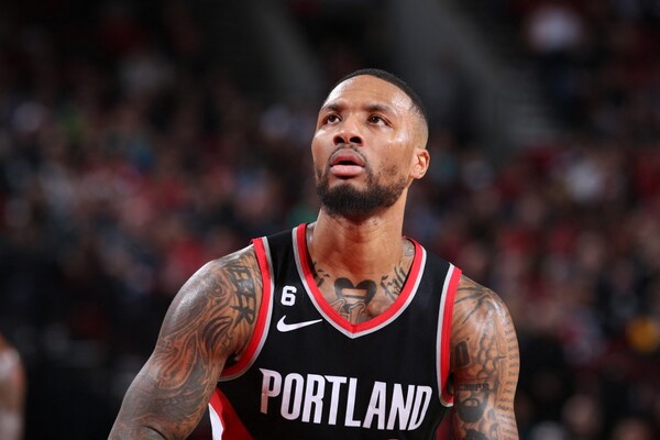 Diario HOY | Lillard arrolla a Jazz y Anthony Davis regresa con todo en los Lakers