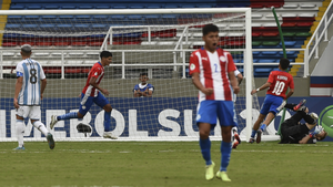 Paraguay va por el liderato del Grupo A - C9N