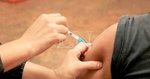 La Nación / COVID-19: Salud cuenta con registro de notificaciones sobre efectos adversos atribuidos a la vacuna