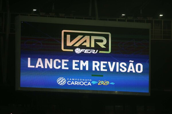 La novedosa medida en Brasil: Detendrán el cronómetro en las revisiones de VAR