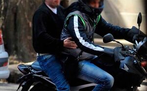 Motochorros interceptaron a una niña de 11 años vendedora de yuyos y bingos - Radio Imperio