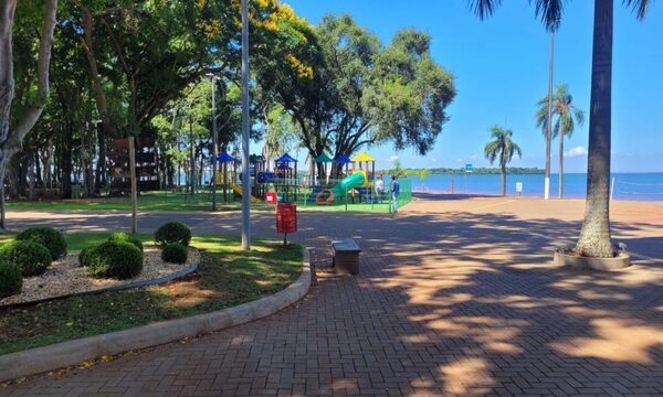 Habilitarán cancha, quinchos, parques y muelle en la Costanera de Hernandarias