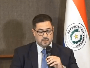 Cartes rechaza acusaciones: "Es una persona perseguida injustamente", dice su abogado · Radio Monumental 1080 AM