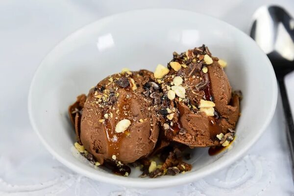 Vegano, sabroso y fácil: helado de chocolate y aguacate - Gastronomía - ABC Color
