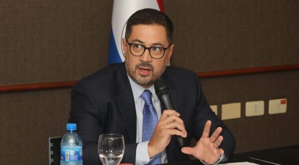 Abogado Pedro Ovelar: “Horacio Cartes es una persona perseguida injustamente”