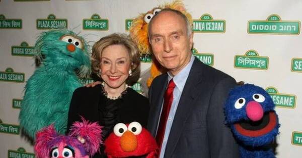 La Nación / Falleció Lloyd Morrisett, el genio que creó a Elmo y la rana René