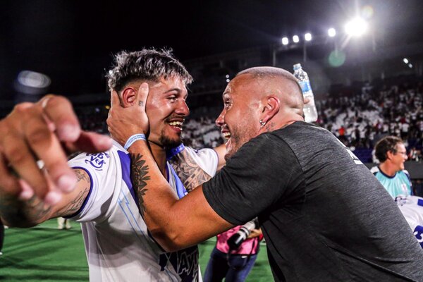 Elvio Vera tras ganar la Supercopa con Ameliano: "Ayer metí el gol de mi sueño" - Megacadena — Últimas Noticias de Paraguay